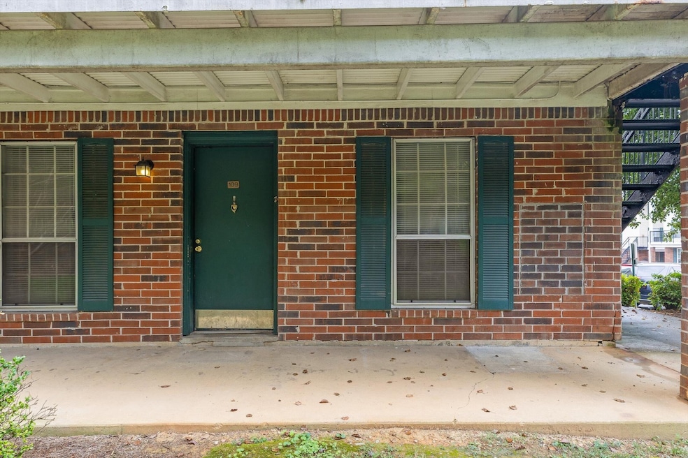 900 Mountain Creek Rd unit 109, Chattanooga, TN 37405 - photo 1