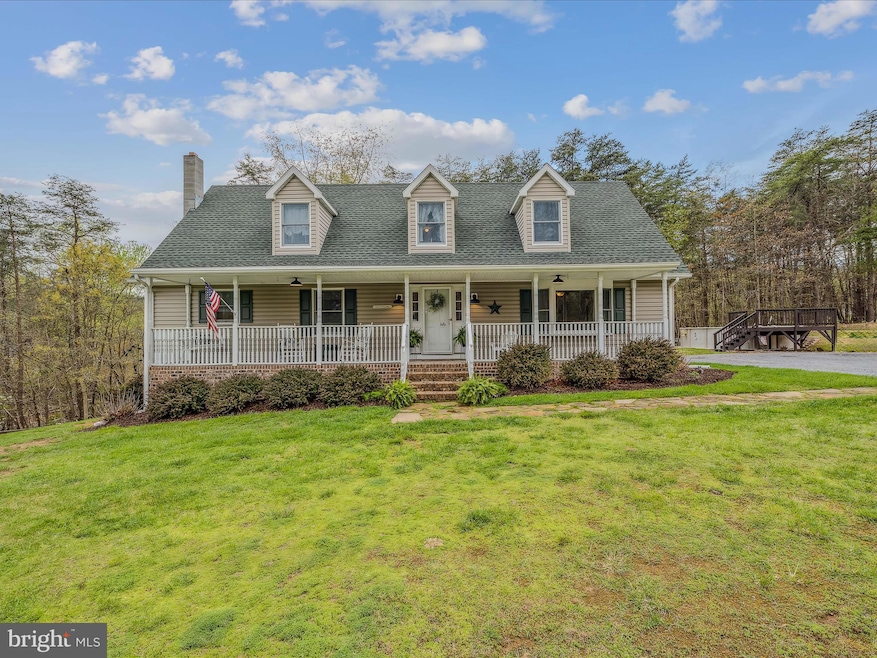 120 Melody Ln, Berkeley Springs, WV 25411 - photo 1