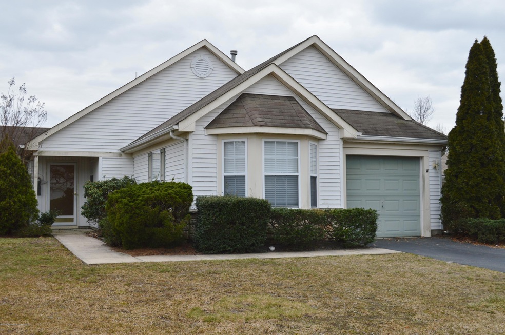 2453 Woodbine Ln, Toms River, NJ 08755 - photo 1