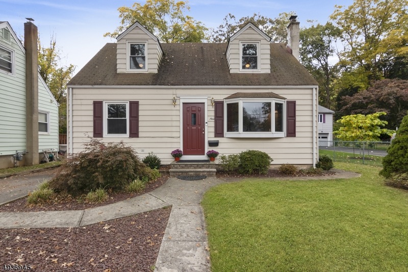 9 Mendes St, Denville, NJ 07834 - photo 1