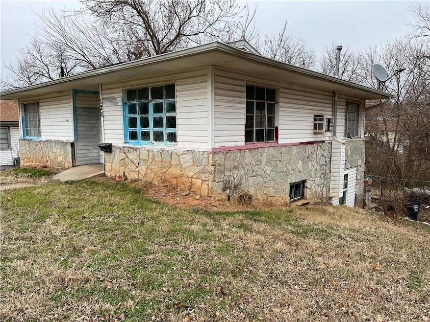 1203 N Louisa Ave, Shawnee, OK 74801 - photo 1