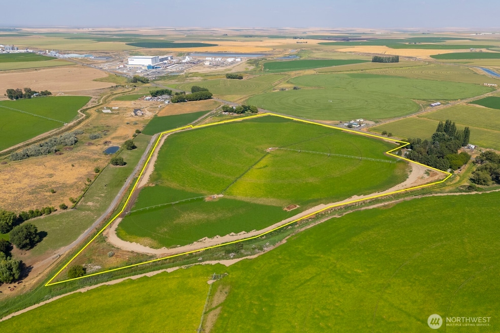 0 Parcel #190557000 unit FU 128 NWM2419723, Moses Lake, WA 98837 - photo 1