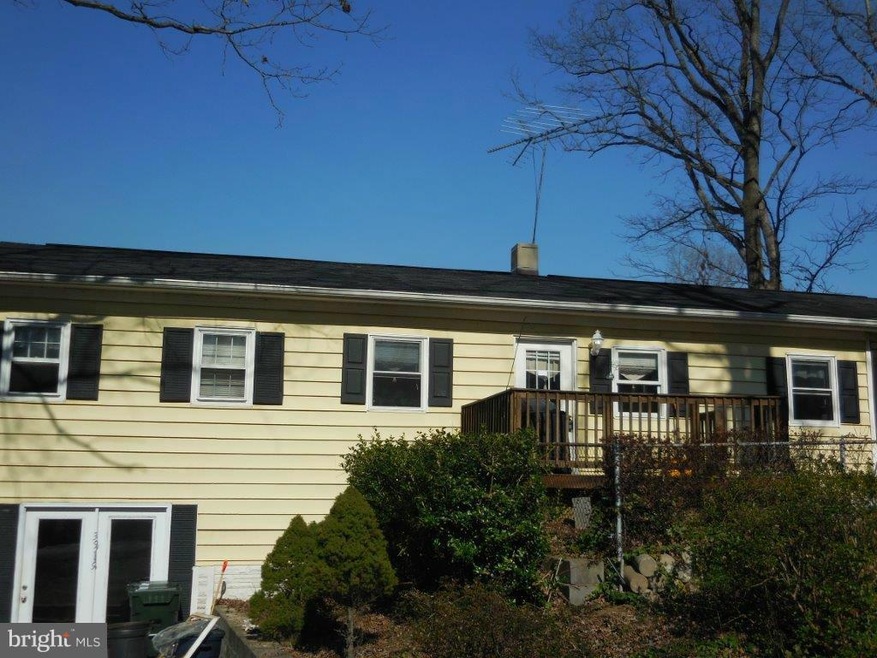 3919 Oakdale Cir, Triangle, VA 22172 - photo 1