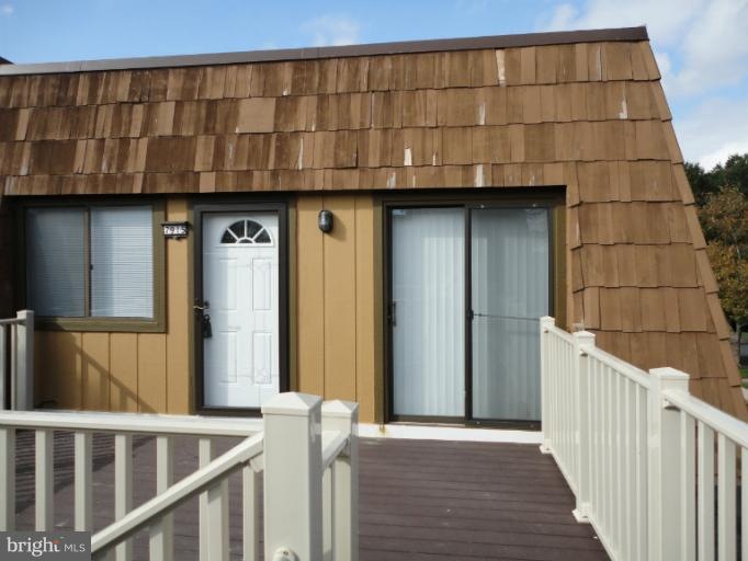 7915 Casa Grande Place unit 122E, Alexandria, VA 22309 - photo 1