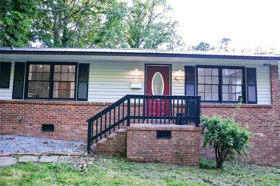 607 N Fir Ave, Siler City, NC 27344 - photo 1