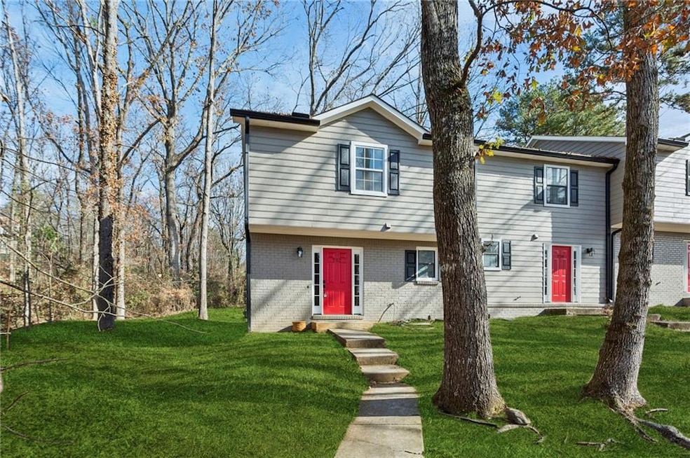 752 Barnes Mill Trace NE, Marietta, GA 30062 - photo 1