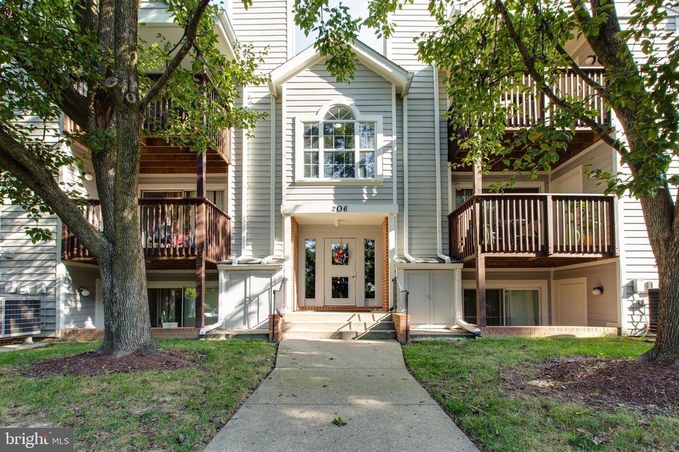 206 Spring Maiden Ct unit 302, Glen Burnie, MD 21060 - photo 1