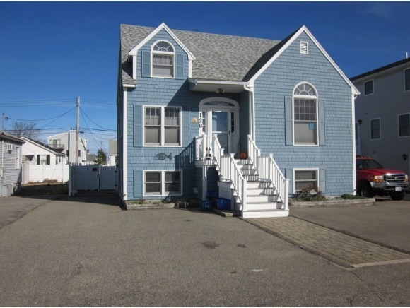 120 Concord St, Seabrook, NH 03874 - photo 1