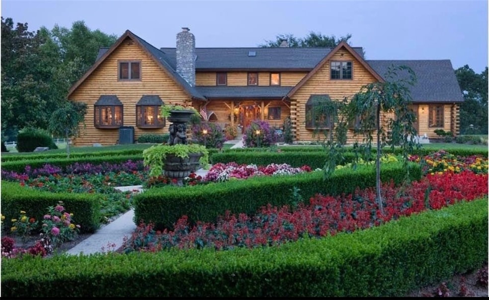 For Sale $3,295,000 • Co-Listing Agent