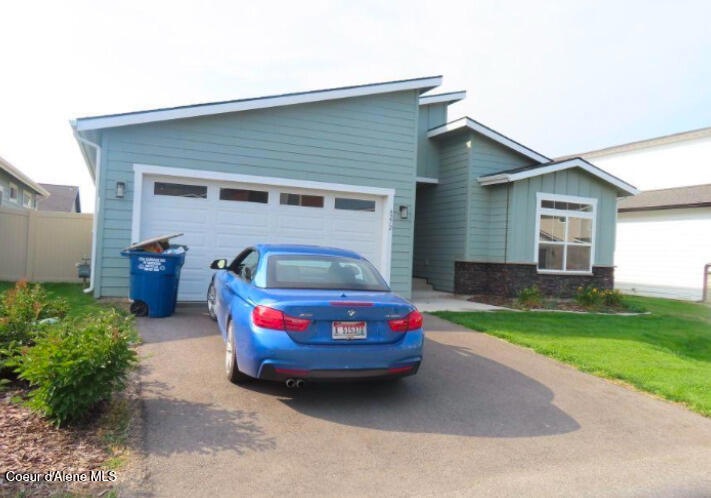 4272 Donovan Front