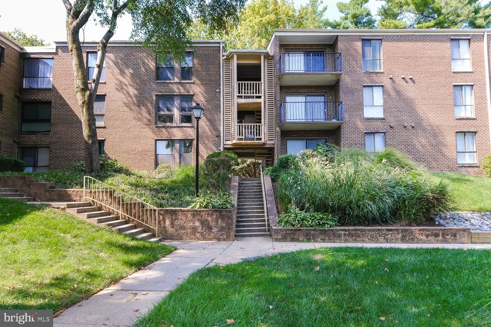 17816 Buehler Rd unit 163, Olney, MD 20832 - photo 1