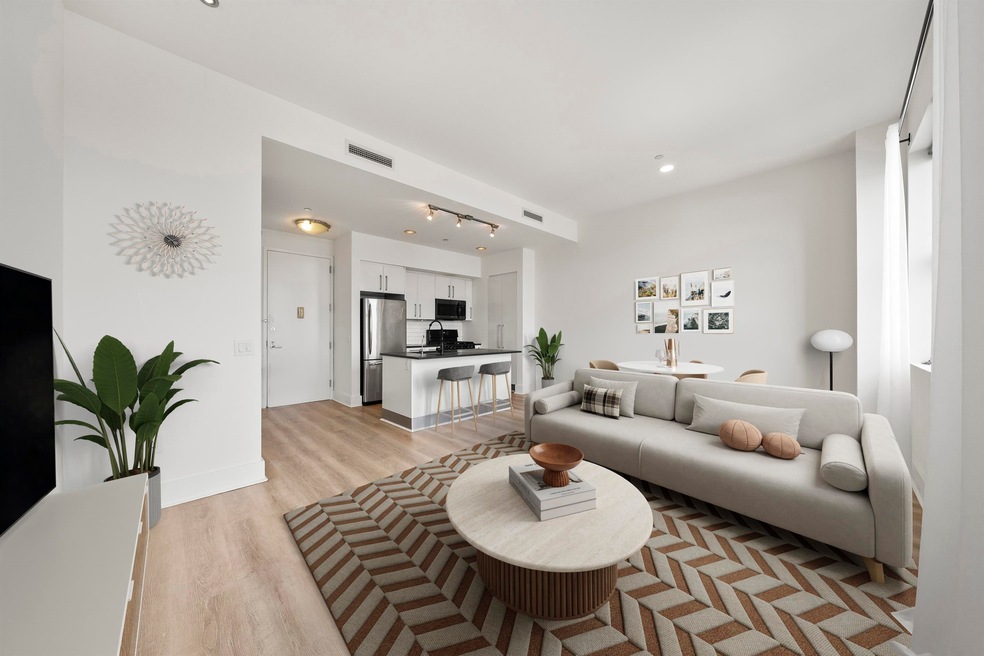 4 Beacon Way unit 1407, Jersey City, NJ 07304 - photo 1