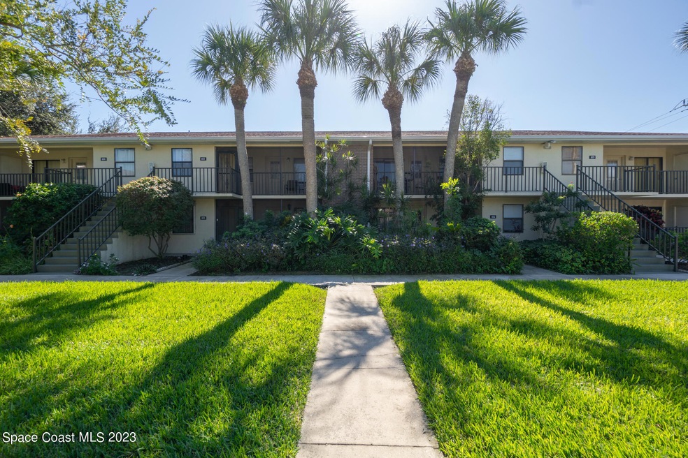 500 Catalina Rd #103, Cocoa Beach, FL 32
