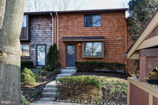 7494 Hickory Log Cir, Columbia, MD 21045 - photo 1