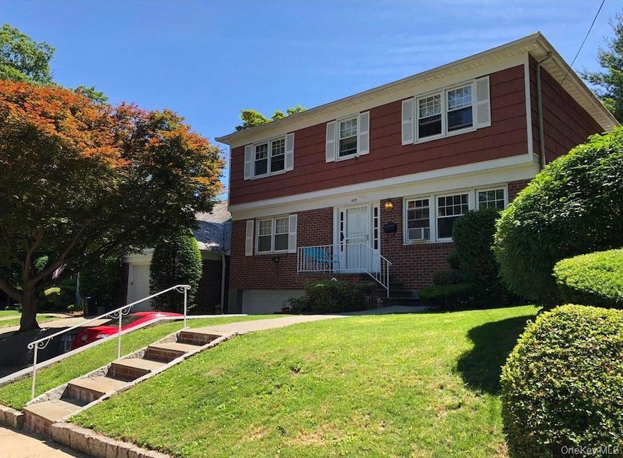 407 Collins Ave unit 2, Mount Vernon, NY 10552 - photo 1