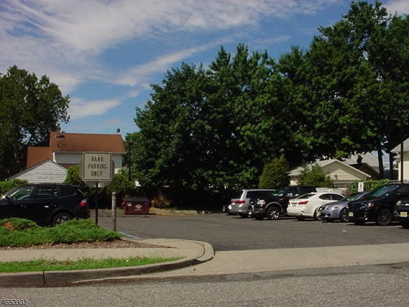 106 Elizabeth Ave, Elmwood Park, NJ 07407 - photo 1