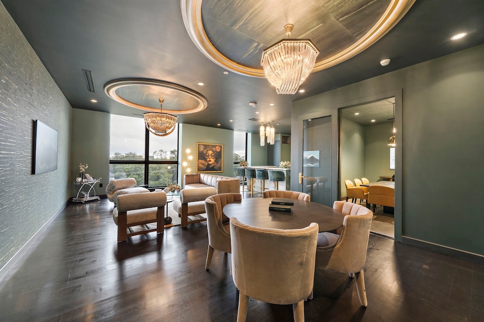 Clubhouse with full kitchen. Located on the 4th fl