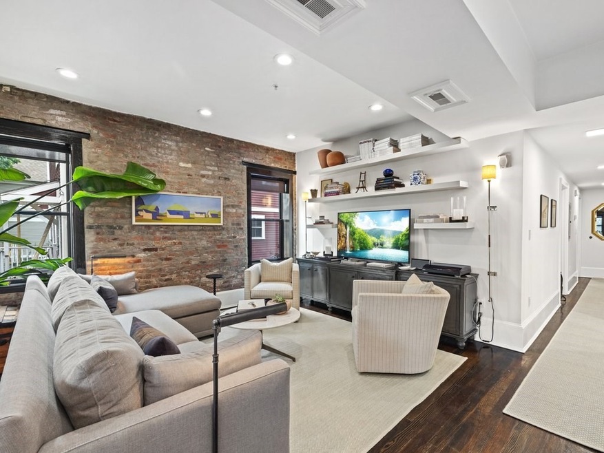 92 Lawrence Ave unit 1, Dorchester, MA 02121 - photo 1