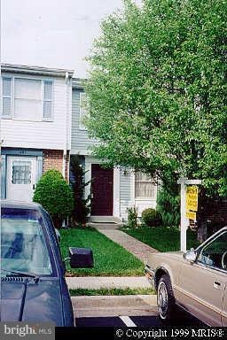 11717 Rosearbor Ct, Germantown, MD 20876 - photo 1