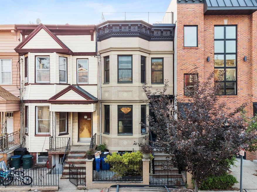 145 Webster Ave unit 1, Jersey City, NJ 07307 - photo 1