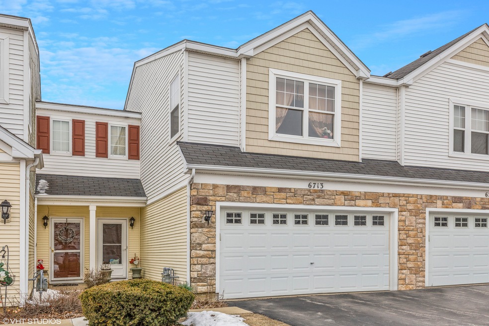 6713 Slate Dr unit 883, Carpentersville, IL 60110 - photo 1