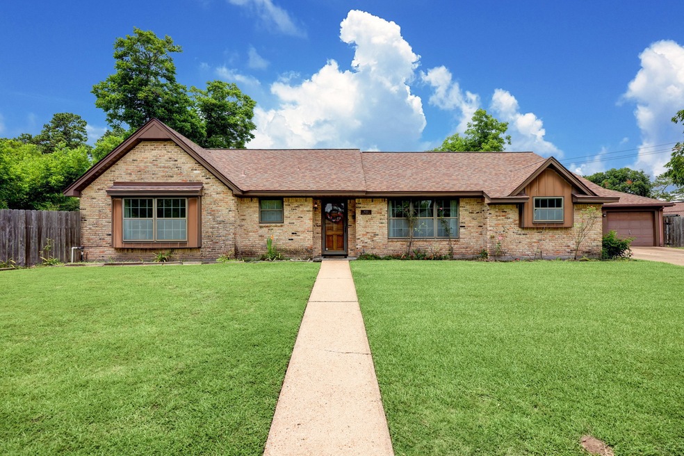 Sold • Co-Listing Agent