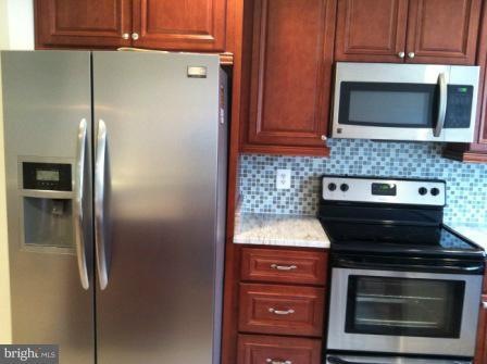 2144 Gunsmith Terrace unit 45-3, Woodbridge, VA 22191 - photo 1