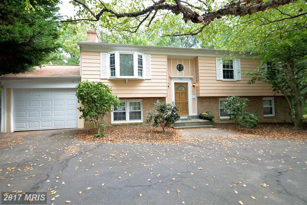 6709 Stoneybrooke Ln, Alexandria, VA 22306 - photo 1