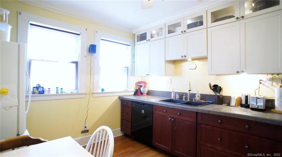 14 Woodbury Ave unit 1, Norwalk, CT 06850 - photo 1