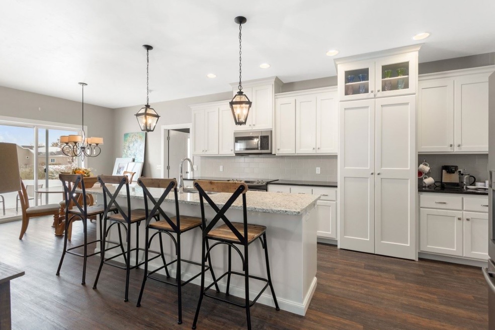 W5739 Parker Way, Appleton, WI 54915 - photo 1