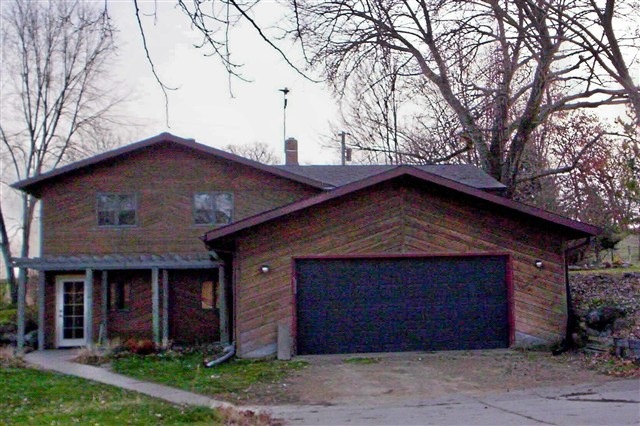 W965 Elmer Rd, Brooklyn, WI 53521 - photo 1