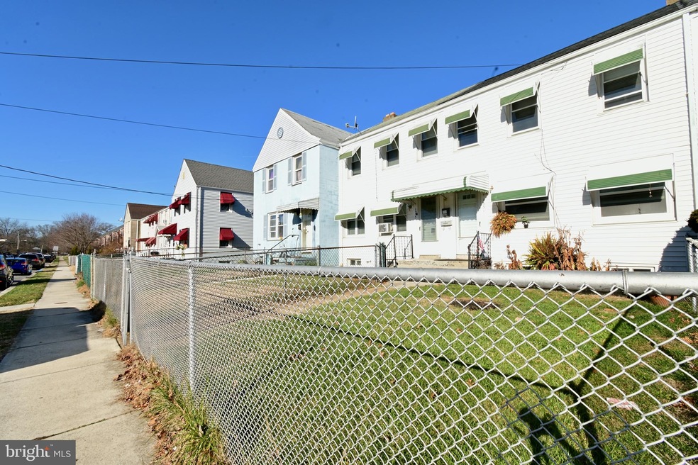 1331 Cypress Ave, Wilmington, DE 19805 - photo 1