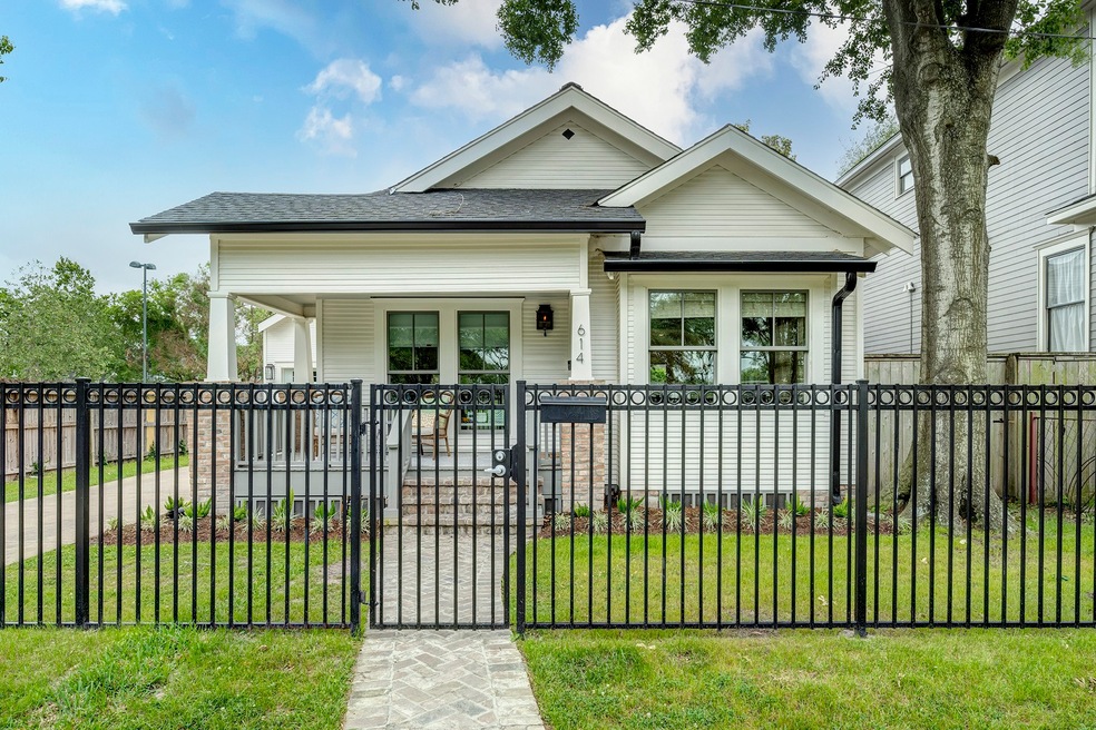 614 E 13th St, Houston, TX 77008 - photo 1