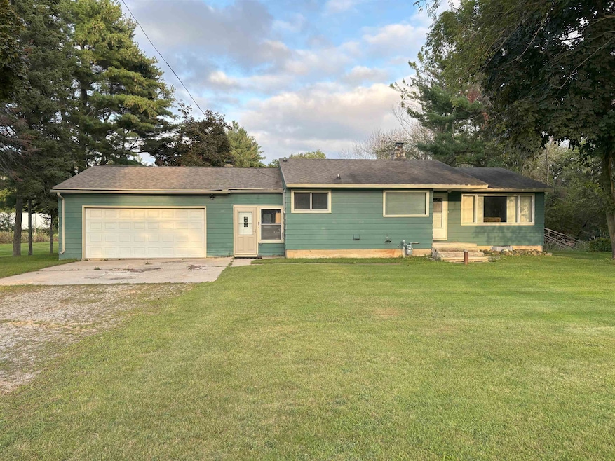 N1058 U S 41, Menominee, MI 49858 - photo 1