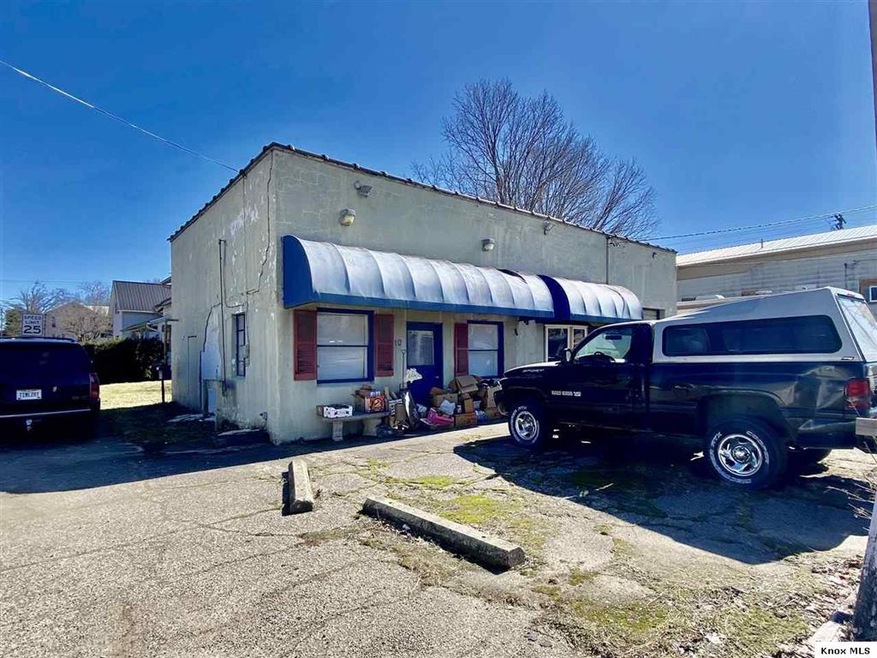 10 N Market St, Danville, OH 43014 - photo 1