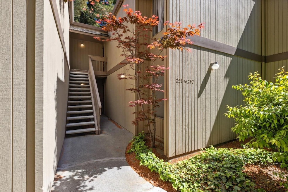 505 Cypress Point Dr unit 231, Mountain View, CA 94043 - photo 1