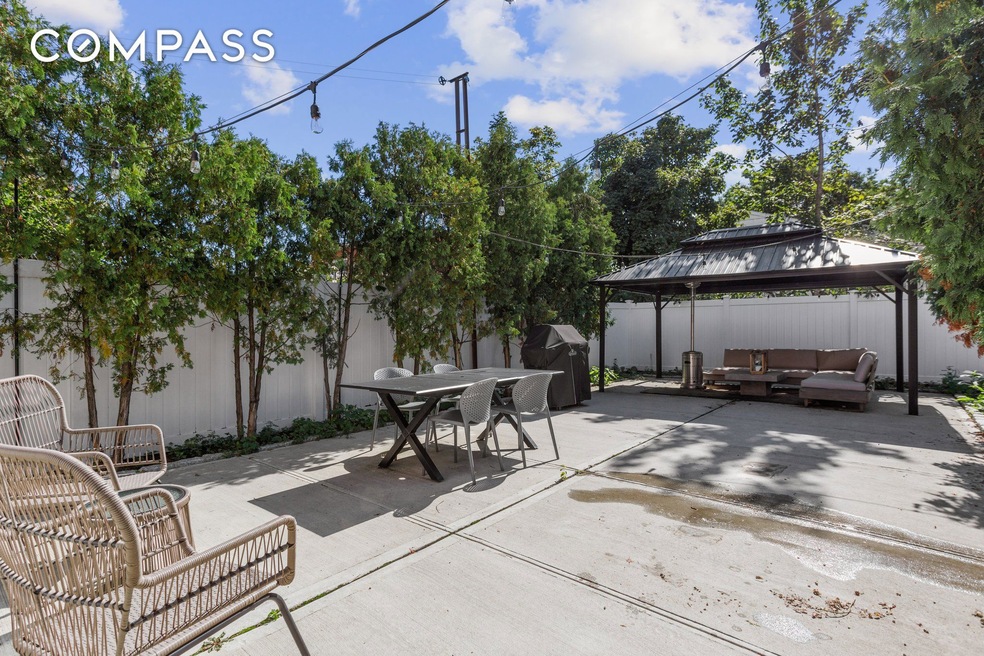 22-45 47th St unit 3, Astoria, NY 11105 - photo 1