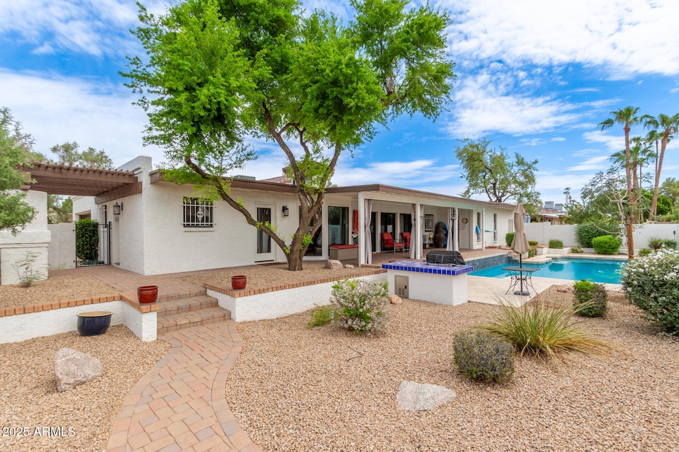 For Sale $875,000 • Co-Listing Agent