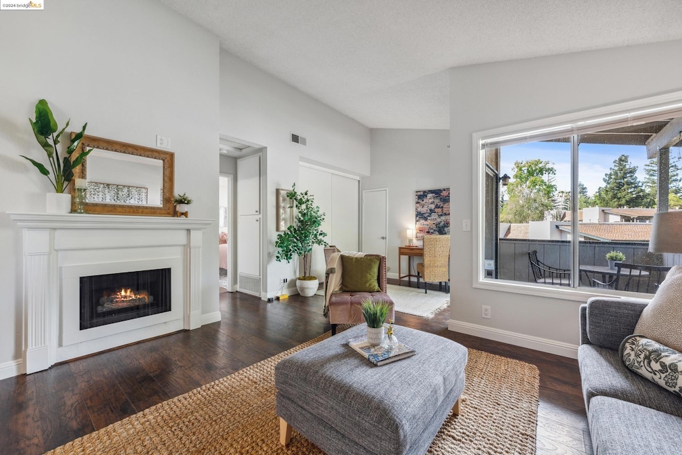 Sold $336,000 • Co-Listing Agent