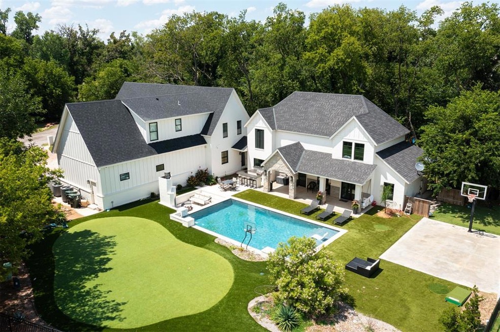 8580 W Waterloo Rd, Edmond, OK 73025 - photo 1