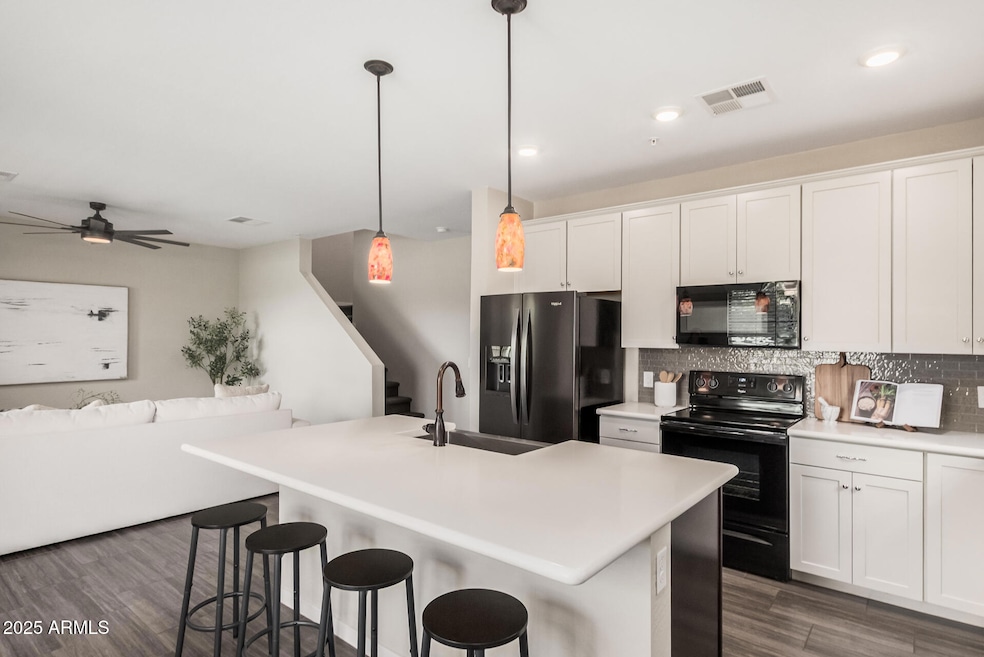 01 | Kitchen