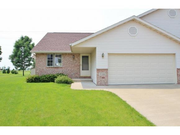 N515 Sonny Ct, Appleton, WI 54915 - photo 1
