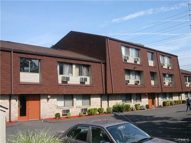 22 Radio Place unit 11, Stamford, CT 06906 - photo 1