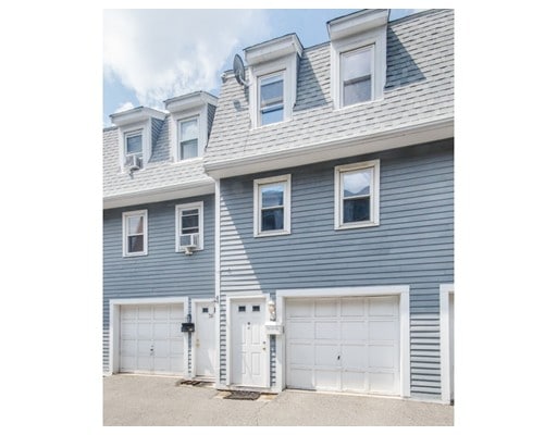 3 Clark St unit 3, Somerville, MA 02143 - photo 1