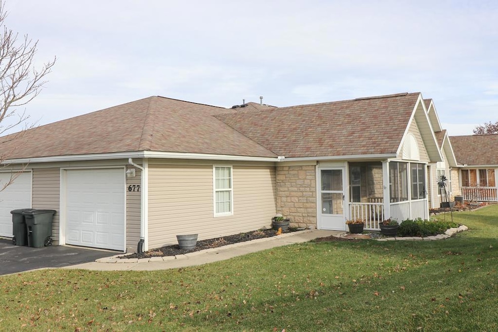 677 Scott Dr unit 677, Ontario, OH 44906 - photo 1