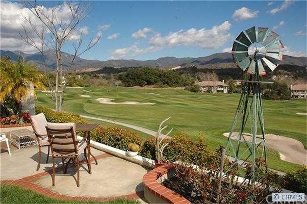 24 Via Canderlaria - Right on the golf course with