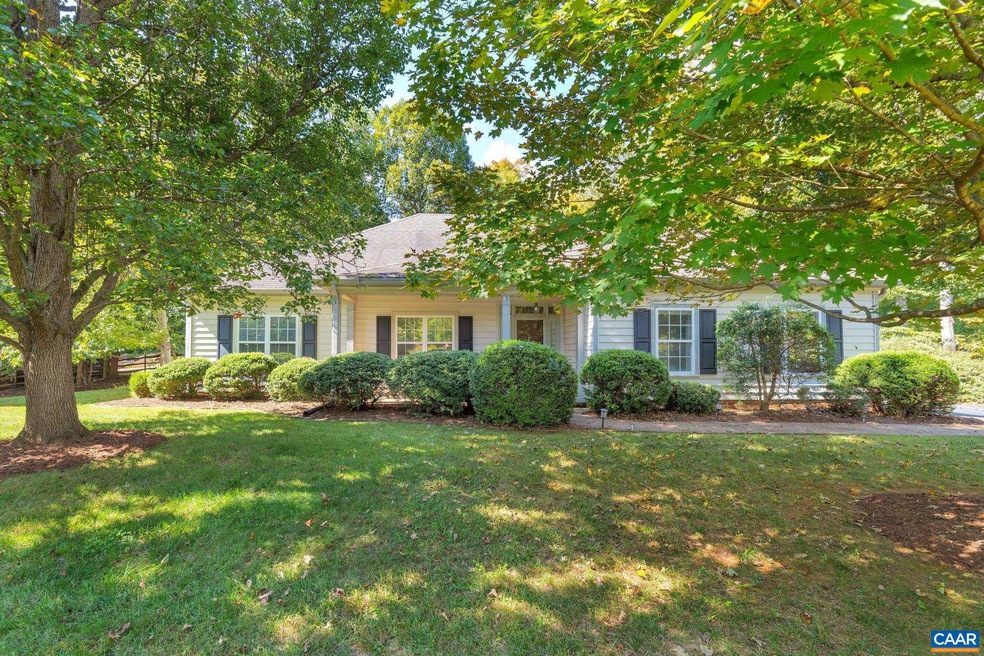 1220 Dunlora Dr, Charlottesville, VA 22901 - photo 1