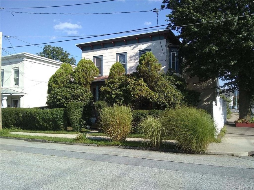 15 Brown St, Port Jervis, NY 12771 - photo 1