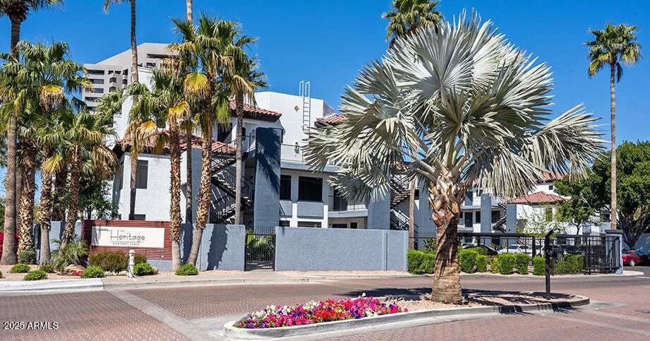 1100 E Osborn Rd unit 2, Phoenix, AZ 85014 - photo 1