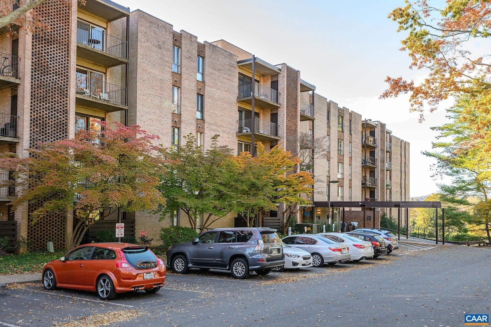 Charlottesville Towers unit 509, Charlottesville, VA 22902 - photo 1